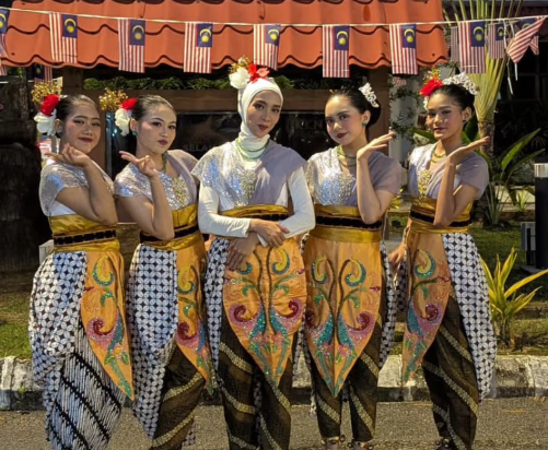 Raih Piala Emas di Malaysia, Seniman Muda Cianjur Harumkan Nama Indonesia
